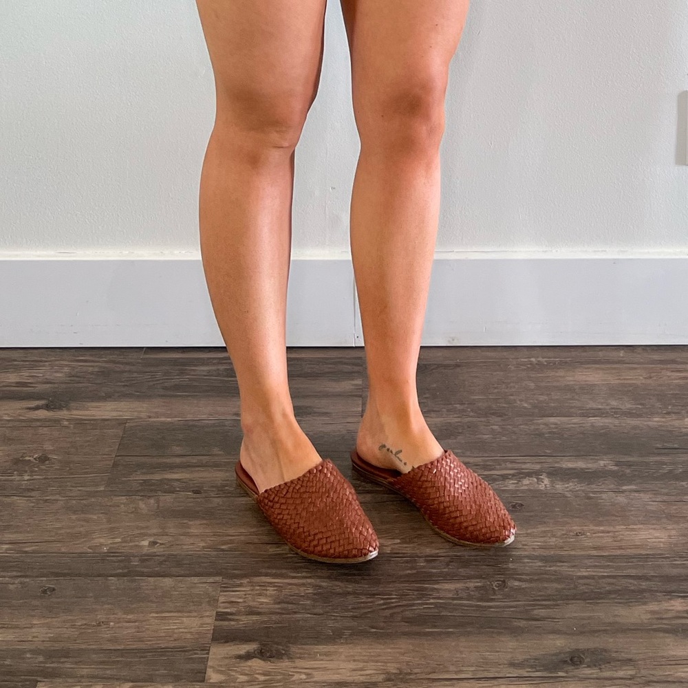 Woven mules